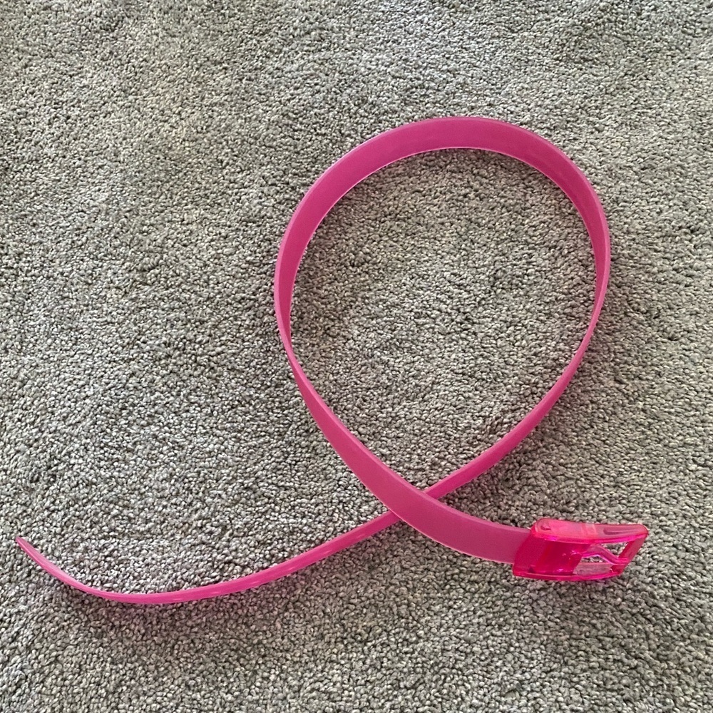 Hot Magenta Rubber/Vinyl Belt